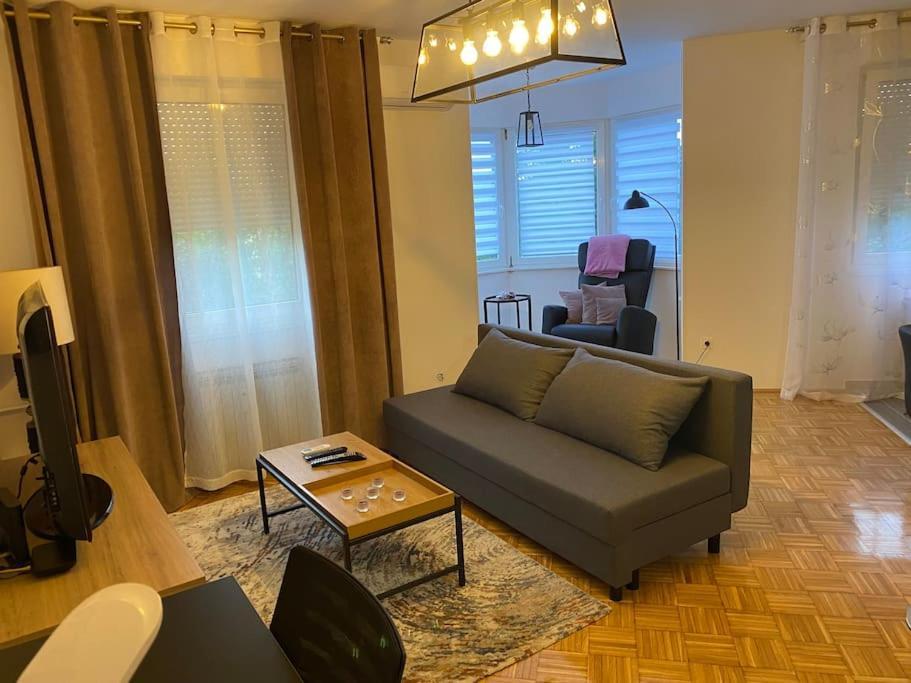 Miva Apartman
